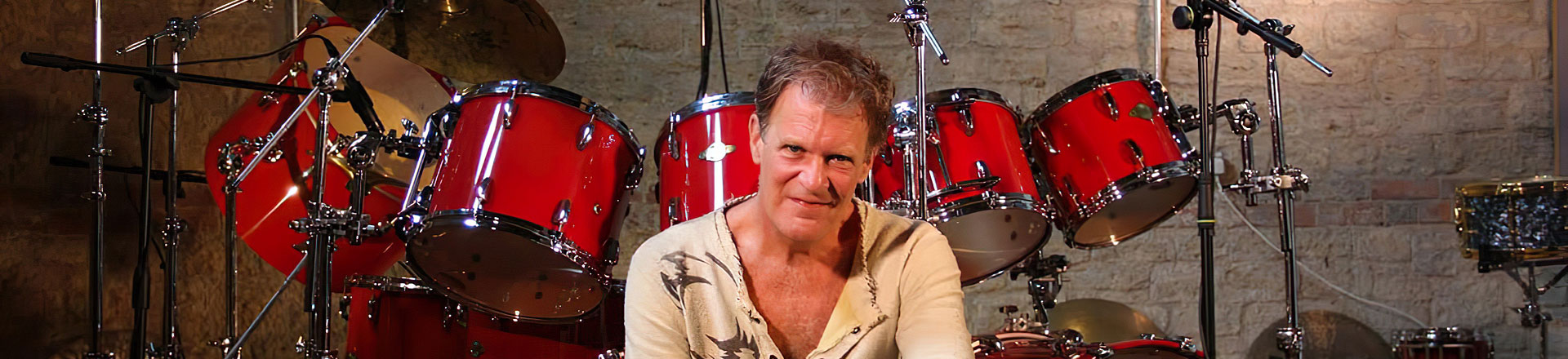Gary Husband dołącza do firmy Paiste